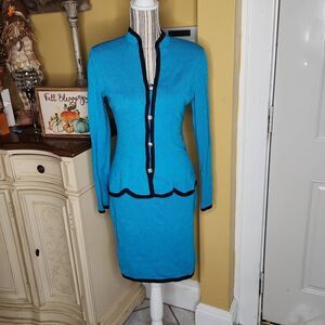 Cinderella's closet turquiose and black 2 piece skirt set women's size 6